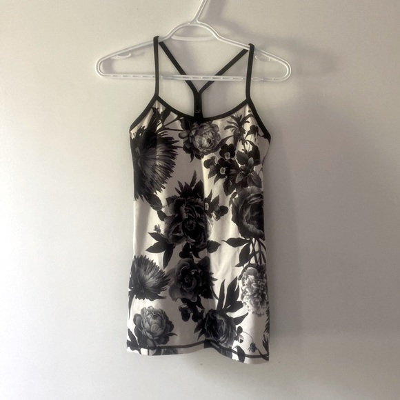 Lululemon tank with built in bra (no longer has pads) - Picture 2 of 3